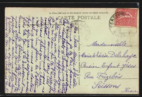 AK Fère-en-Tardenois /Aisne, Rue du Marché et Place de la République