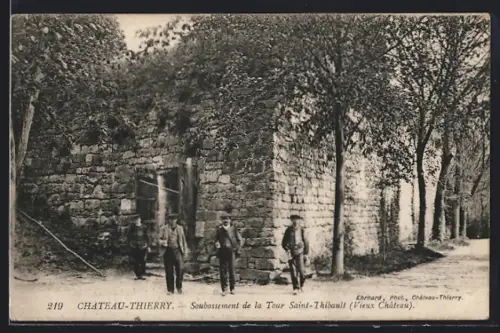 AK Château-Thierry, Sous-bassement de la Tour Saint-Thibault, Vieux Château