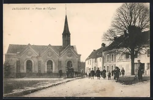 AK Jaulgonne, Place de l`Église avec villageois et charrette