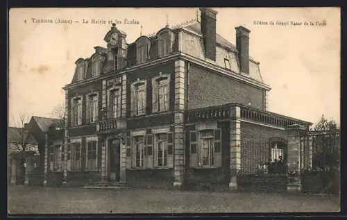 AK Tergnier /Aisne, La Mairie et les Écoles