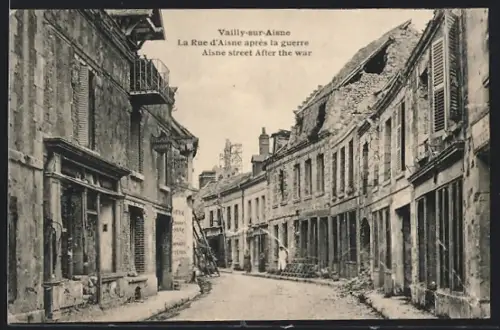 AK Vailly-sur-Aisne, La Rue d`Aisne après la guerre