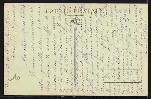 AK Soissons, Communauté de l`Enfant-Jésus, Cour d`Honneur