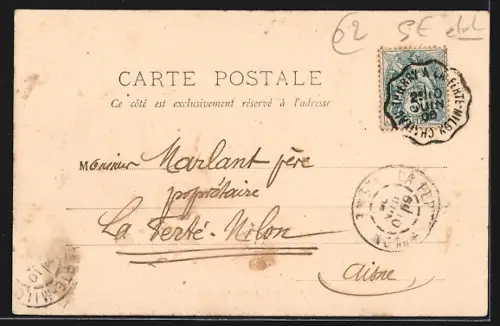 AK Neuilly-Saint-Front, Place de la Fontaine et Cour de la Guivry