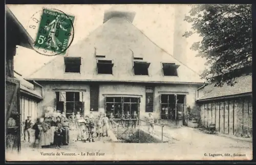 AK Vauxrot, Verrerie de Vauxrot, Le Petit Four