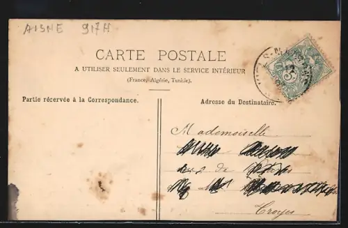 AK Viels-Maisons /Aisne, Rue de Paris avec passants et maisons alignées