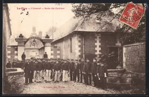 AK La Fère, L`Arsenal, Sortie des Ouvriers