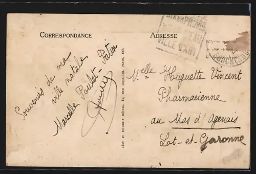 AK Aix-en-Provence, Rue Cardinale, Fontaine des Quatre-Dauphins