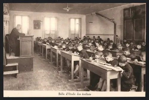 AK Marseille, Salle d`Étude des écoliers à l`Oratoire St-Léon