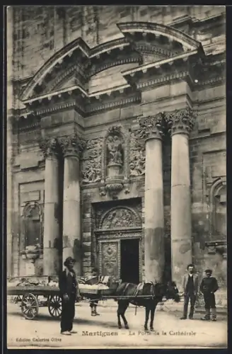 AK Martigues, La Porte de la Cathédrale