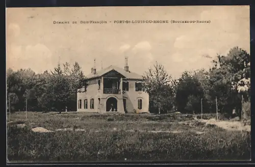 AK Port-Saint-Louis-du-Rhône /Bouches-du-Rhône, Domaine de Bois-Francois, maison entourée d`arbres