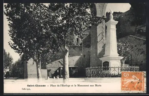 AK Saint-Chamas, Place de l`Horloge et le Monument aux Morts