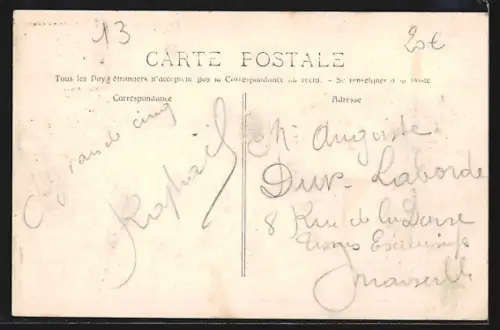 AK Roquefavour, Café Blanc et aqueduc en arrière-plan