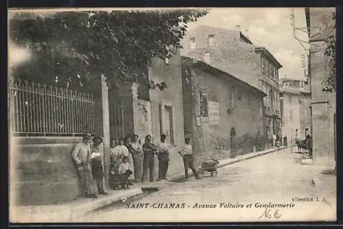 AK Saint-Chamas, Avenue Voltaire et Gendarmerie