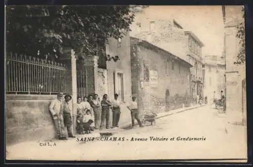 AK Saint-Chamas, Avenue Voltaire et Gendarmerie
