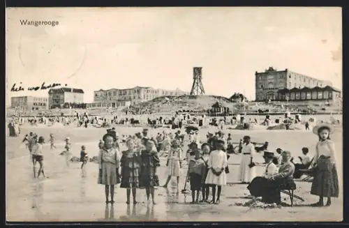 AK Wangerooge, Strand mit Badegästen und Kurhaus