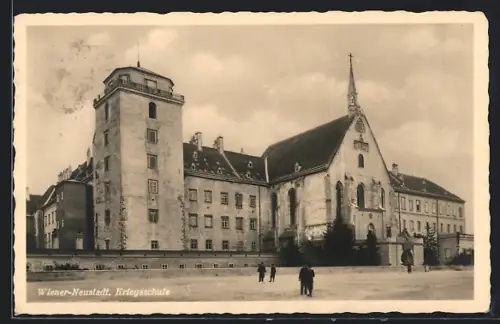 AK Wiener-Neustadt, Leute vor der Kriegsschule