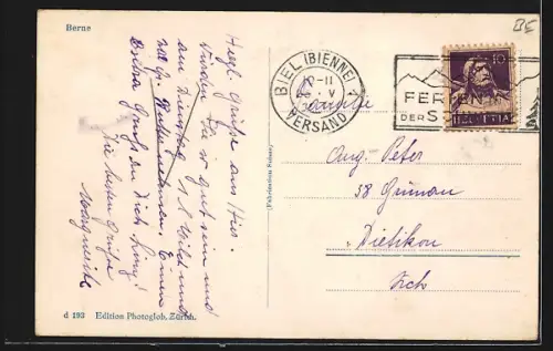 AK Bern, Strassenpartie aus der Vogelschau mit Strassenbahn