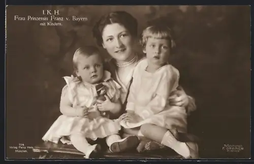 AK I. K. H. Frau Prinzessin Franz v. Bayern mit Kindern