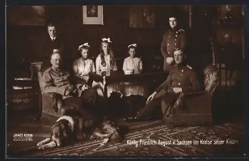 AK König Friedrich August von Sachsen im Kreise seiner Kinder
