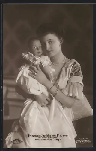 AK Prinzessin Joachim von Preussen mit ihrem Söhnchen Prinz Karl Franz Joseph