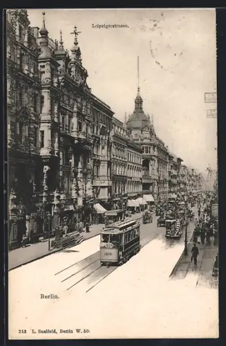 AK Berlin, Strassenbahnen auf der Leipziger Strasse