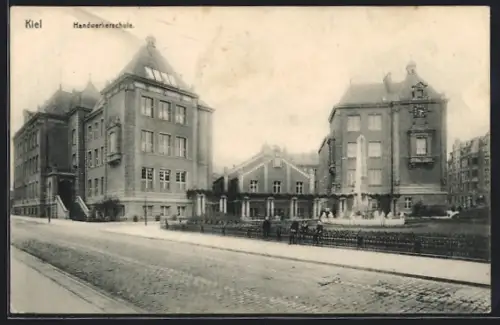 AK Kiel, Handwerkerschule