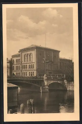 AK Berlin, Ansicht der Luisenschule, Ziegelstrasse 12