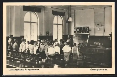 AK Berlin, Luisenstädtisches Realgymnasium, Sebastianstrasse 26, Gesangsunterricht