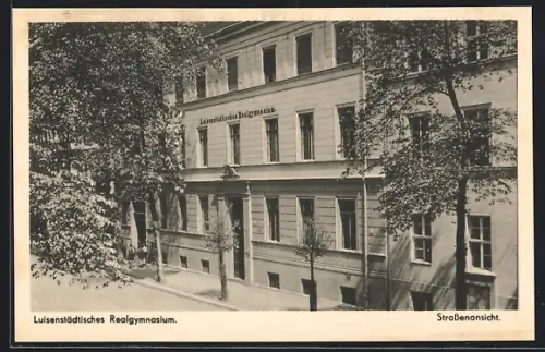 AK Berlin, Luisenstädtisches Realgymnasium, Sebastianstrasse 26, Strassenansicht