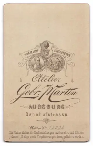 Fotografie Gebr. Martin, Augsburg, Bahnhofstrasse, Porträt eines jungen Mannes