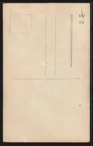 AK Schauspielerin Greta Garbo sitzend in Denkerpose