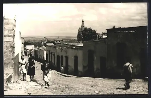 Foto-AK San Miguel de Allende, Calle del Hospicio
