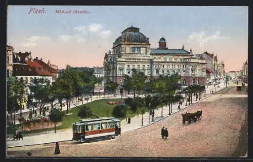 AK Pilsen, Städtisches Theater mit Strassenbahn
