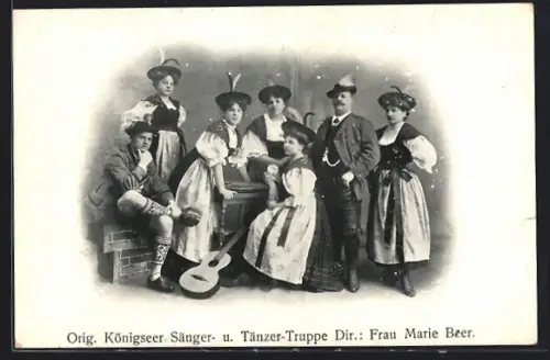 AK Königseer Sänger und Tänzer, Trachtentruppe mit Gitarre
