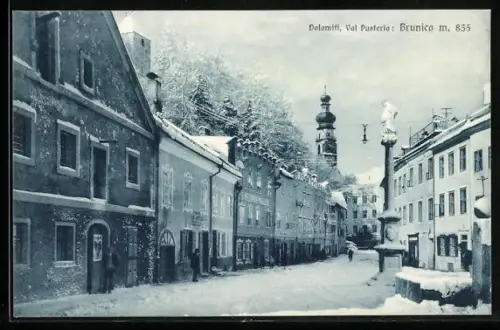 AK Brunico, Strasse im Winter, Dolomiti, al Pusteria