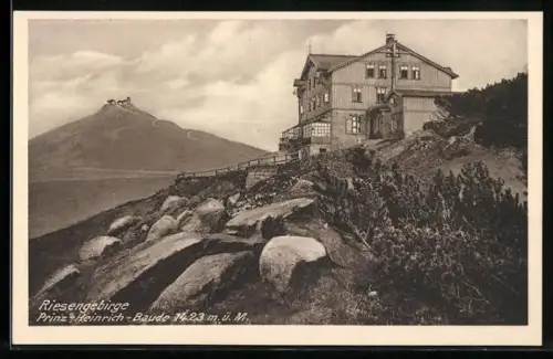 AK Prinz Heinrich-Baude /Riesengebirge, Blick zur Baude