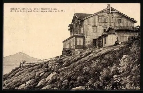 AK Prinz Heinrich-Baude /Riesengebirge, Baude und Blick zur Schneekoppe