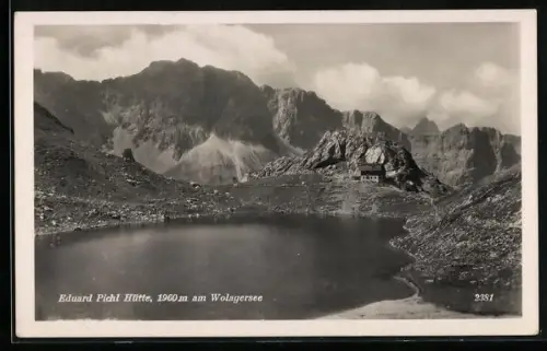 AK Eduard Pichl Hütte, Wolayersee mit Blick zur Hütte