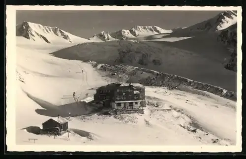 AK Vernagt-Hütte /Ötztal, Hütte mit Vernagt-Gletscher
