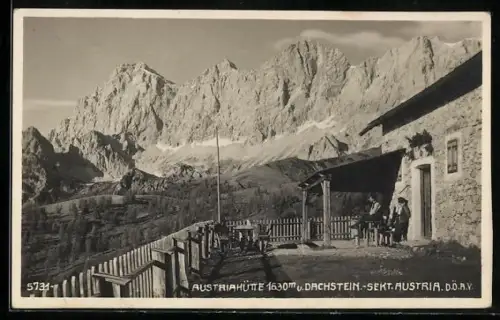 AK Austriahütte der Sektion Austria D. Ö. A. V. mit Dachstein