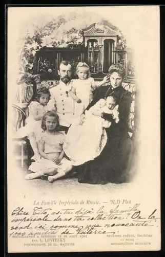 AK Zar Nikolaus II mit seiner Familie