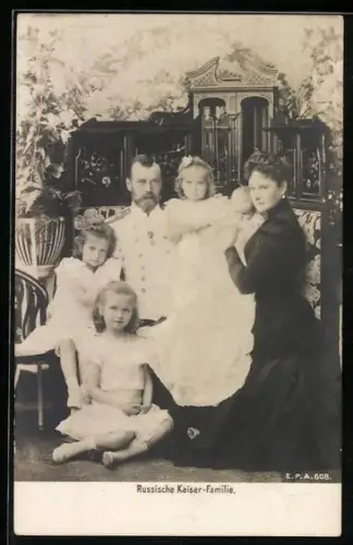 AK Zar Nikolaus II von Russland mit seiner Familie