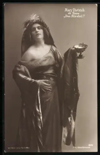 AK Schauspielerin Mary Dietrich als Nonne in Das Mirakel
