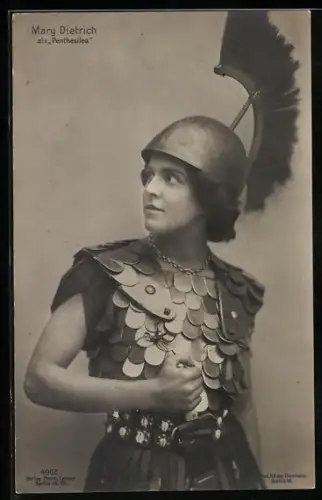 AK Schauspielerin Mary Dietrich als Penthesilea