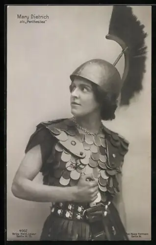 AK Schauspielerin Mary Dietrich als Penthesilea