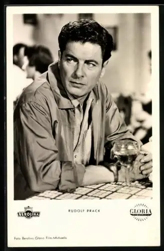AK Schauspieler Rudolf Prack in dem Film Wenn am Sonntagabend die Dorfmusik spielt