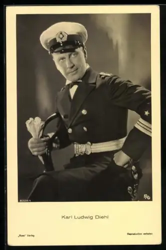 AK Schauspieler Karl Ludwig Diehl in Marineuniform