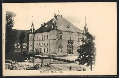 AK Mouthe, Hôtel de Ville