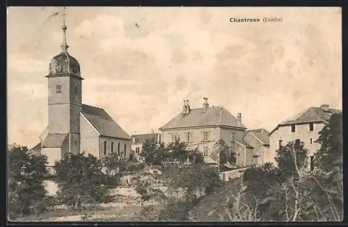 AK Chantrans /Doubs, Vue de l`église et des maisons environnantes