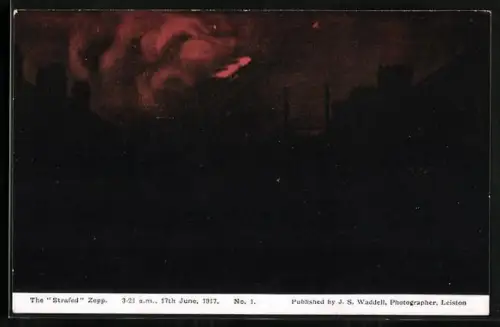 AK In Brand geschossener Zeppelin 1917